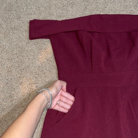 Dress The Population Julian Crepe Off The Shoulder Wide Leg Jumpsuit Burgundy S - Picture 5 of 11